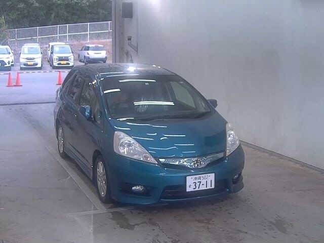 209 HONDA FIT SHUTTLE GP2 2012 г. (JU Okinawa)